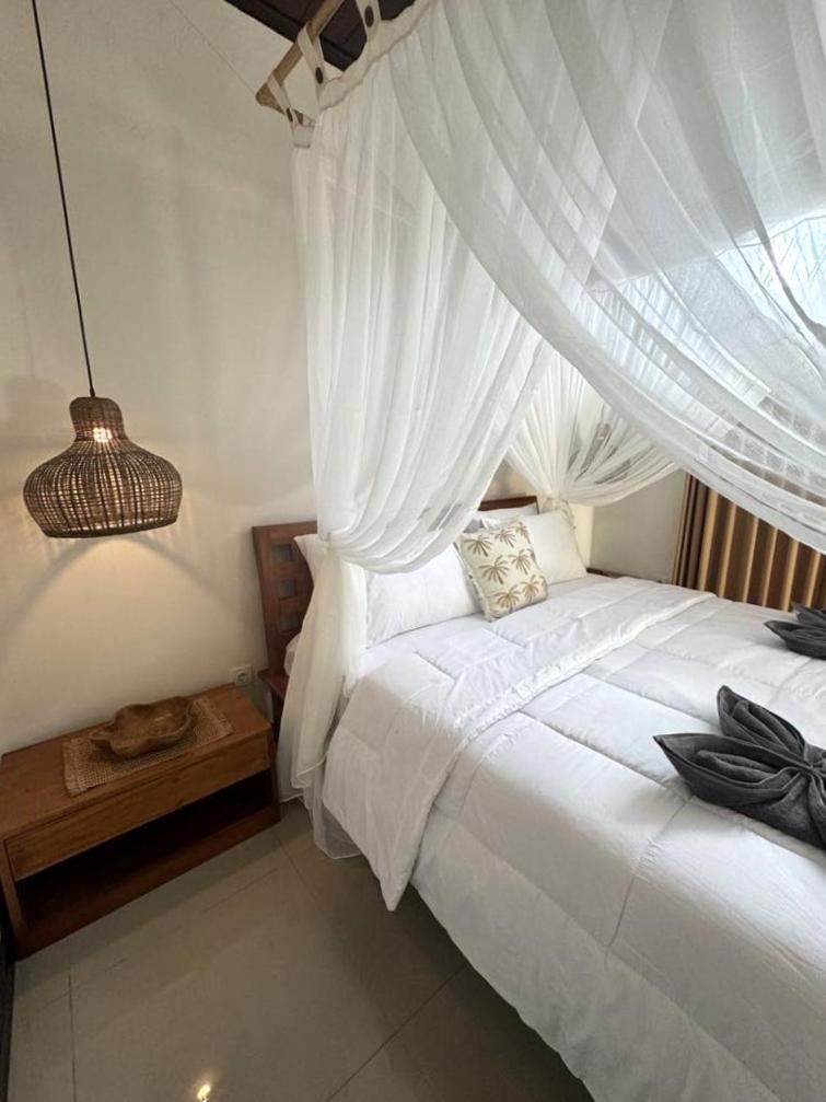 Cucu - - 3 Bedroom Legian