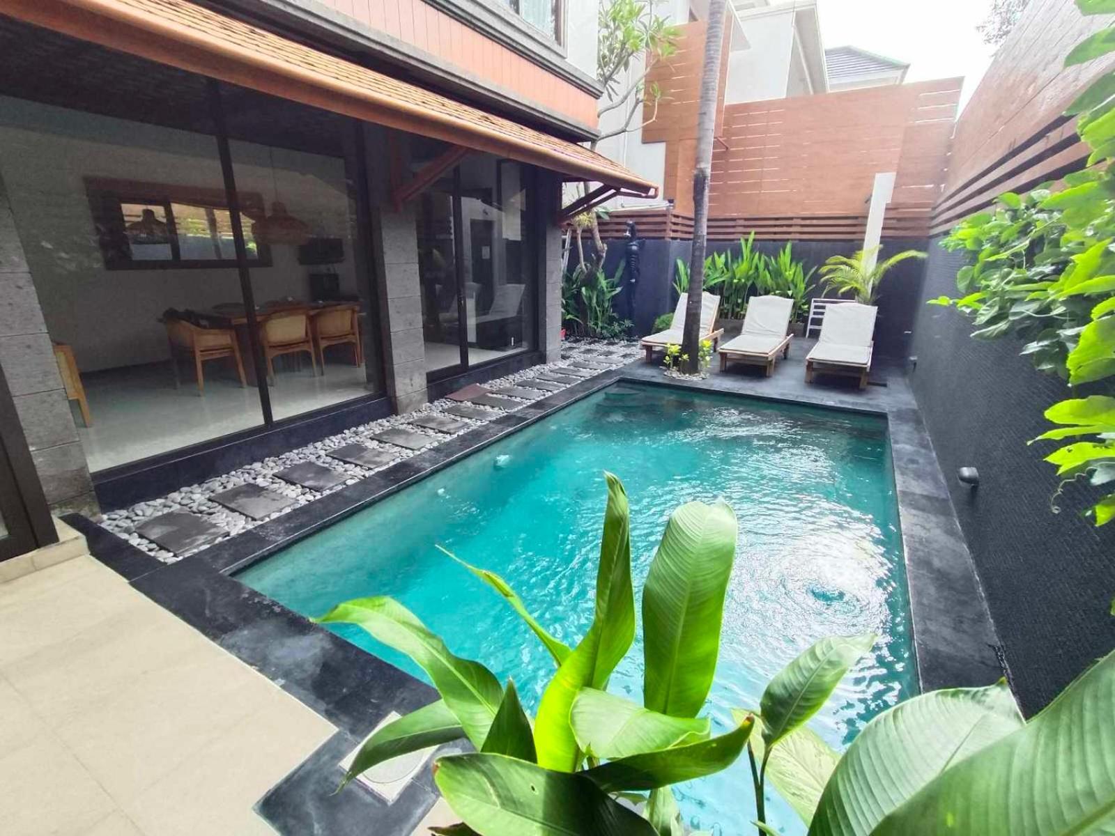Cucu - - 3 Bedroom Villa Legian